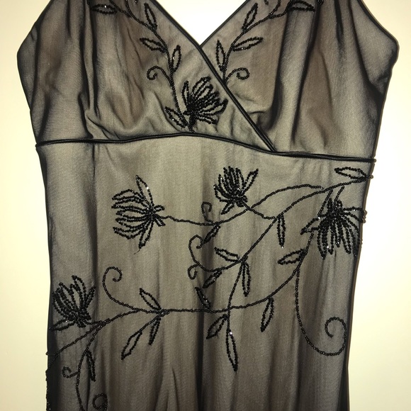 Long black sheer dress - Picture 2 of 4